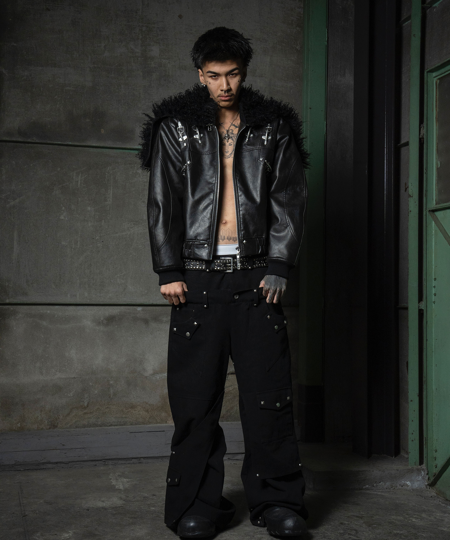 G2B'' GRIM 2WAY BOMBER LEATHER JACKET – Type Shade G2B'' GRIM 2WAY BOMBER LEATHER JACKET – Type Shade