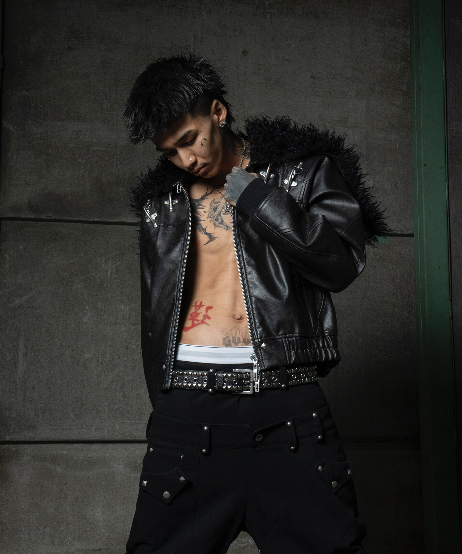G2B'' GRIM 2WAY BOMBER LEATHER JACKET – Type Shade G2B'' GRIM 2WAY BOMBER LEATHER JACKET – Type Shade