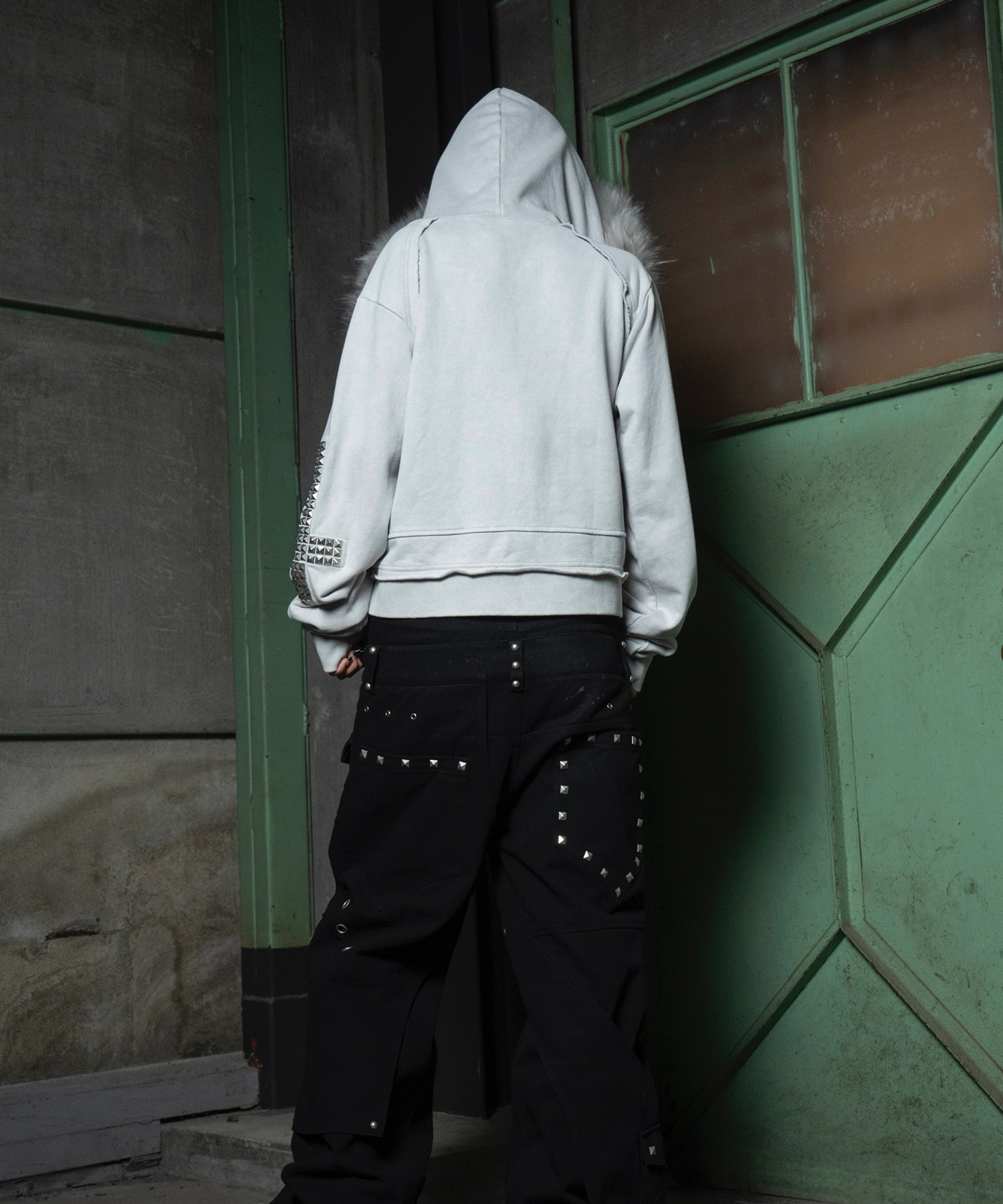 RESTOCK】TYPE CROSS FOX FUR HOODIE GRAY – Type Shade RESTOCK】TYPE CROSS FOX FUR HOODIE GRAY – Type Shade
